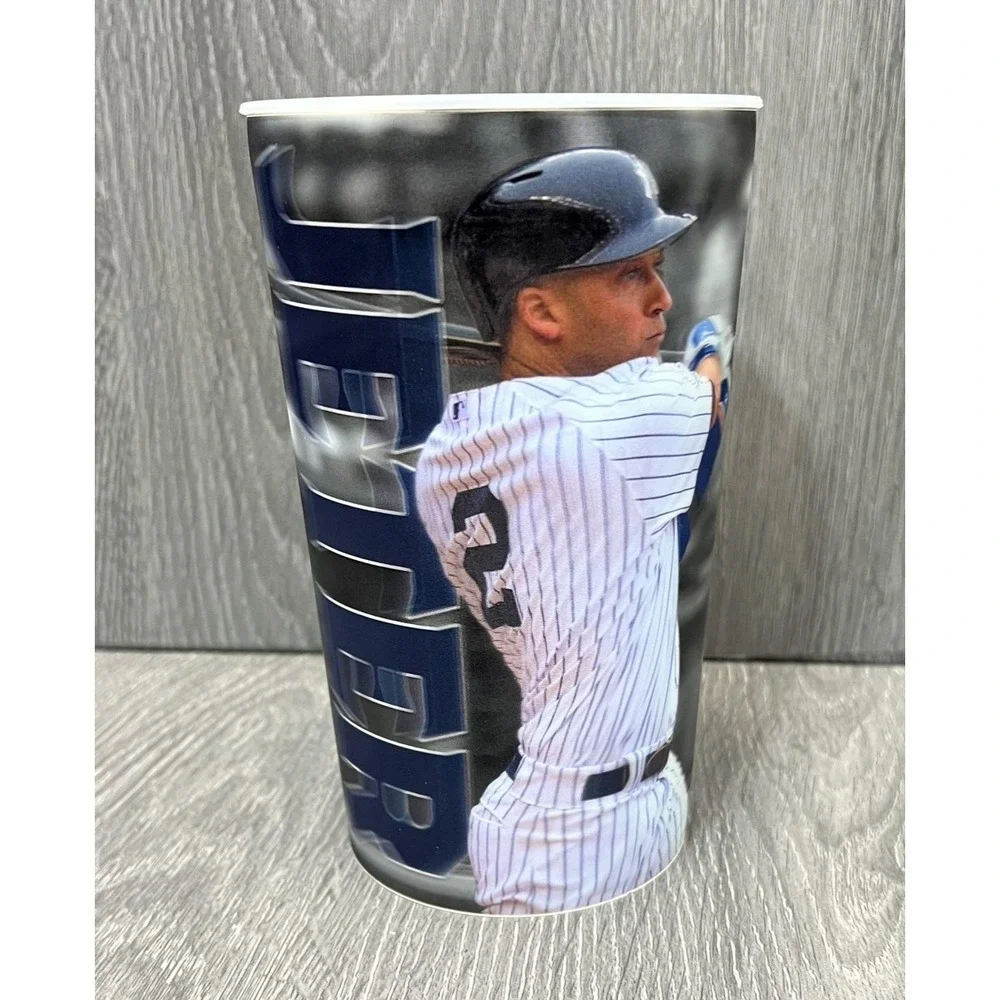 Derek Jeter New York Yankees Collector Lenticular Cup #2 MLB Baseball 2014